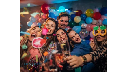 Minden a tökéletes bulihoz a party kellék webshop kínálatából!